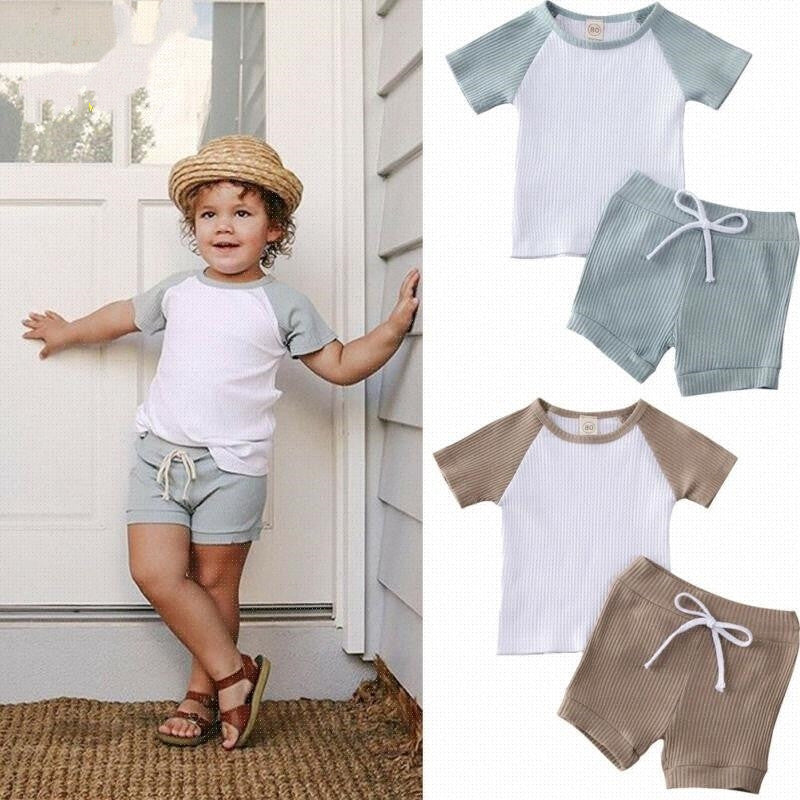 Casual 2-Piece Shirt and Shorts Set